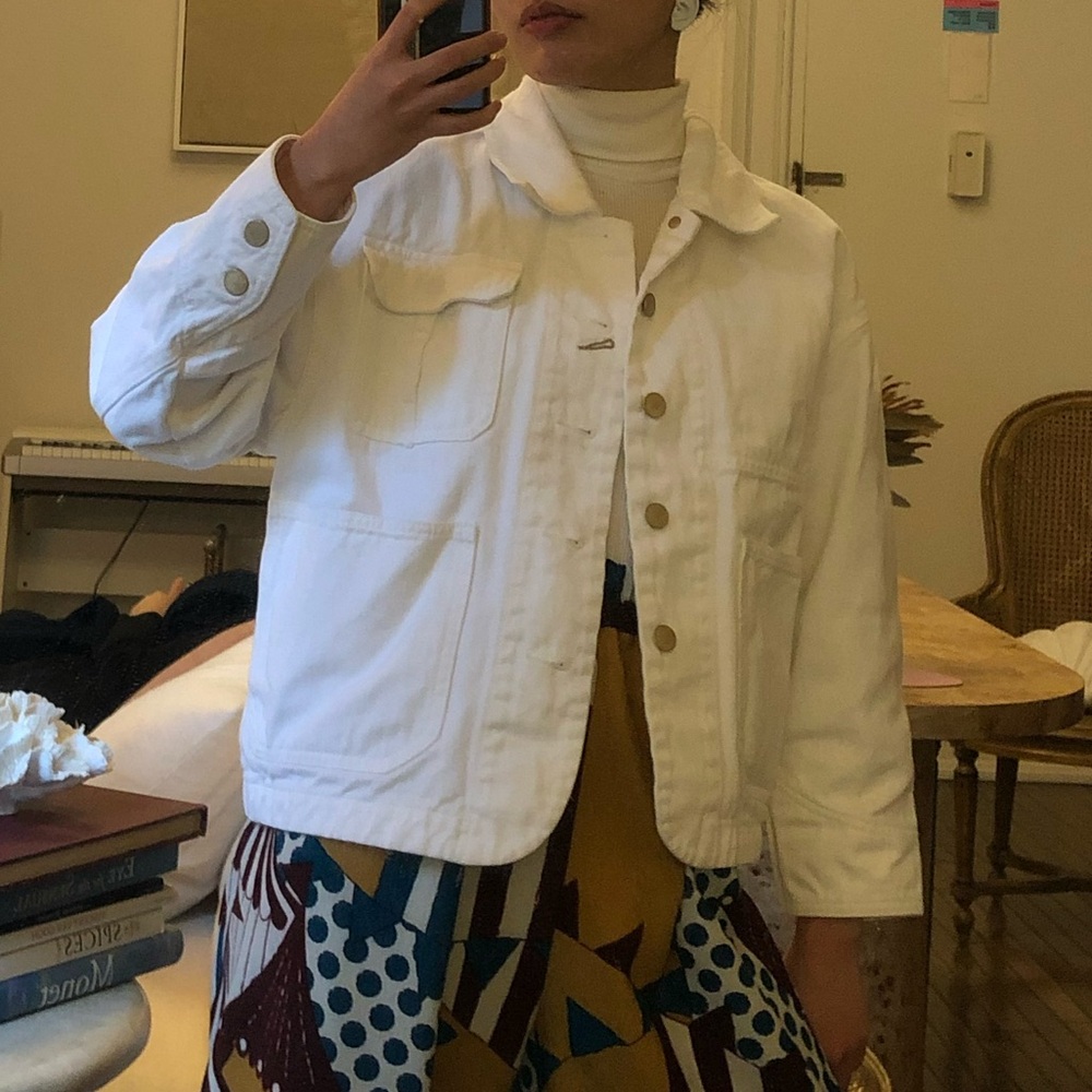 white denim jacket, cropped jean jacket, chore coat denim carhartt